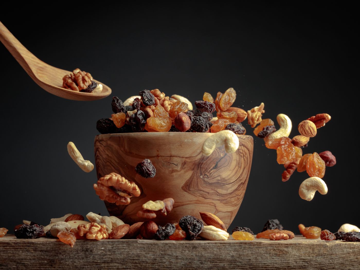 Dry Fruits To Include In Your Diet To Help In Your Weight Loss Journey